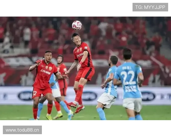 亚冠赛场风云再起豪强对决引爆激情各队全力冲击荣耀巅峰之战开启 - 副本 (2)